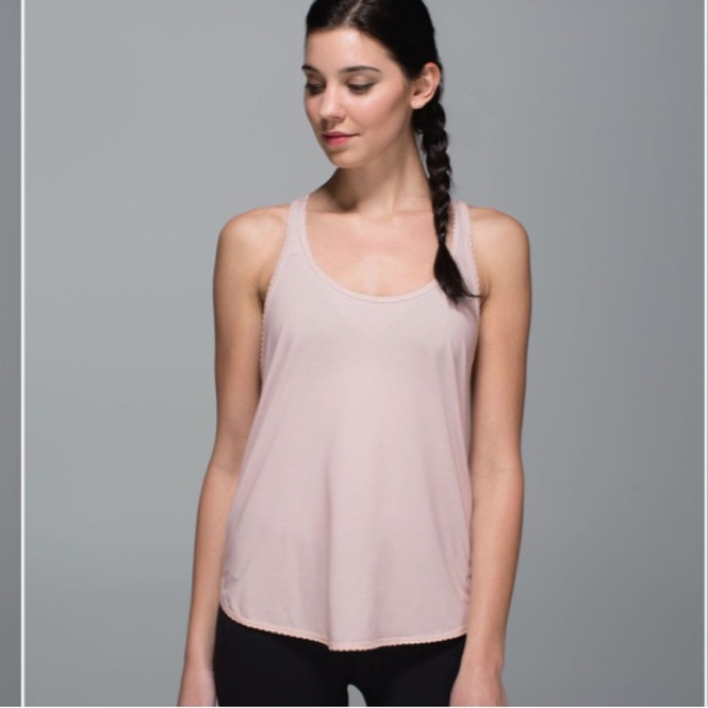 Lululemon 105F Singlet Light Pink